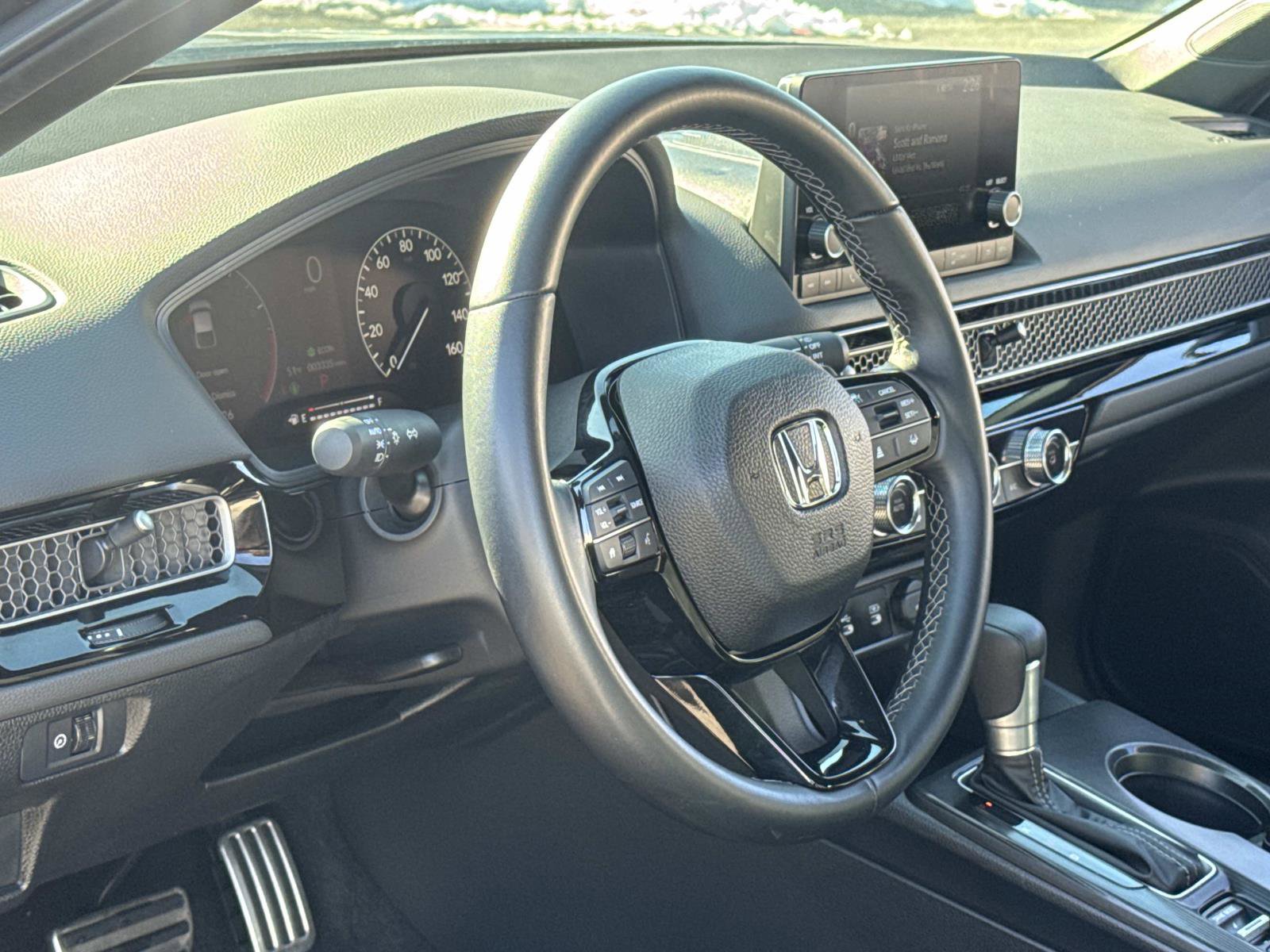 Used 2025 Honda Civic Sport image 10