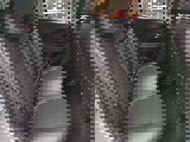 Used 2022 Buick Encore Preferred w/ Safety Package image 20