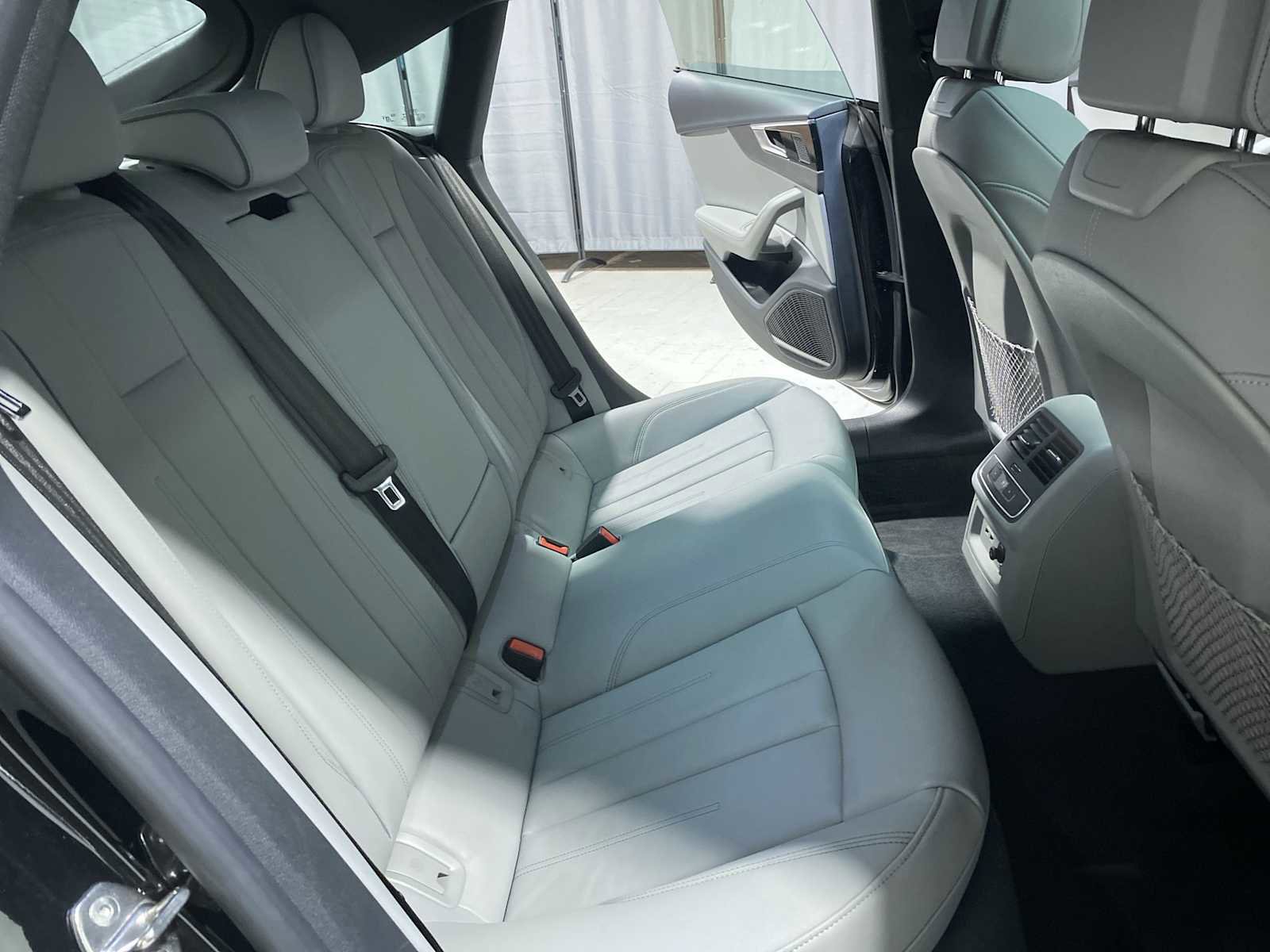 Used 2022 Audi A5 2.0T Premium Plus w/ Premium Plus image 13