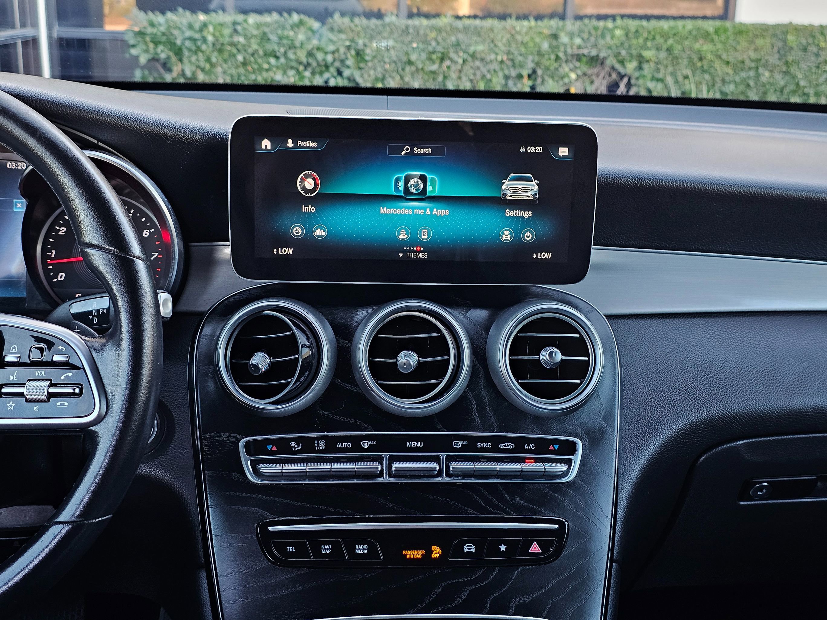 Used 2022 Mercedes-Benz GLC 300 image 18