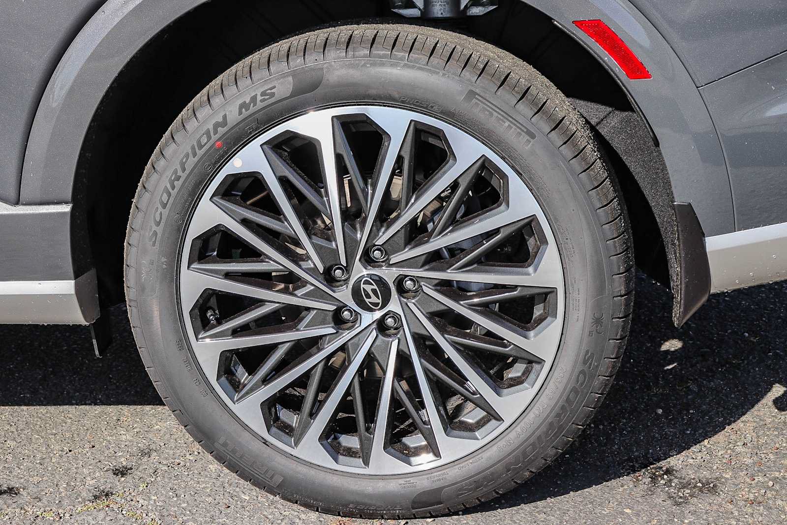 New 2026 Hyundai Palisade Calligraphy FWD image 13