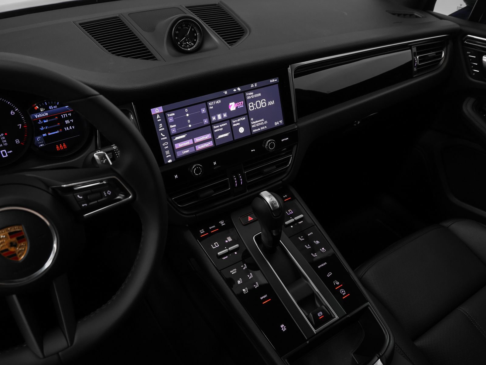 New 2026 Porsche Macan AWD/4WD image 32