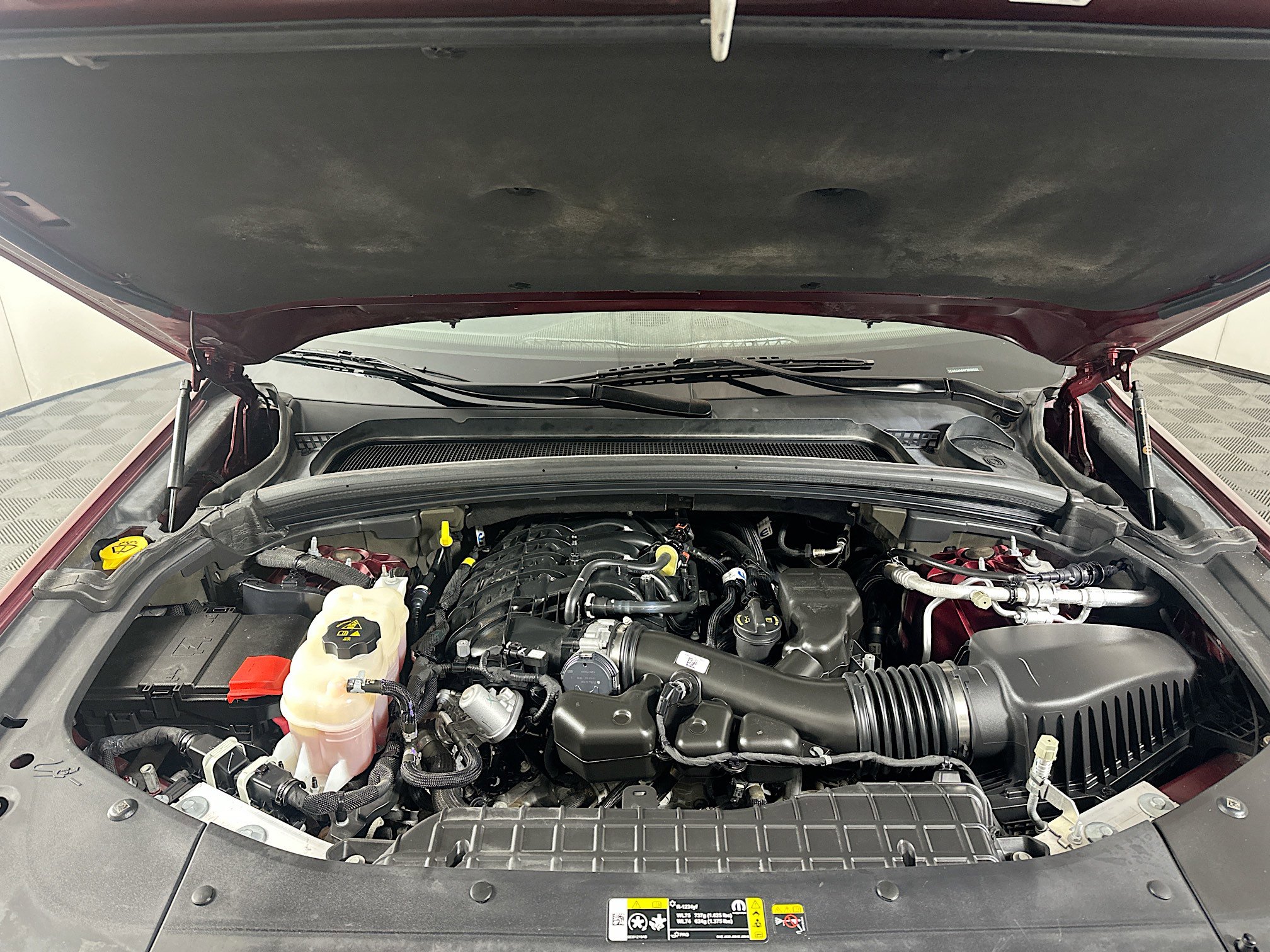 Used 2023 Jeep Grand Cherokee L Laredo image 34