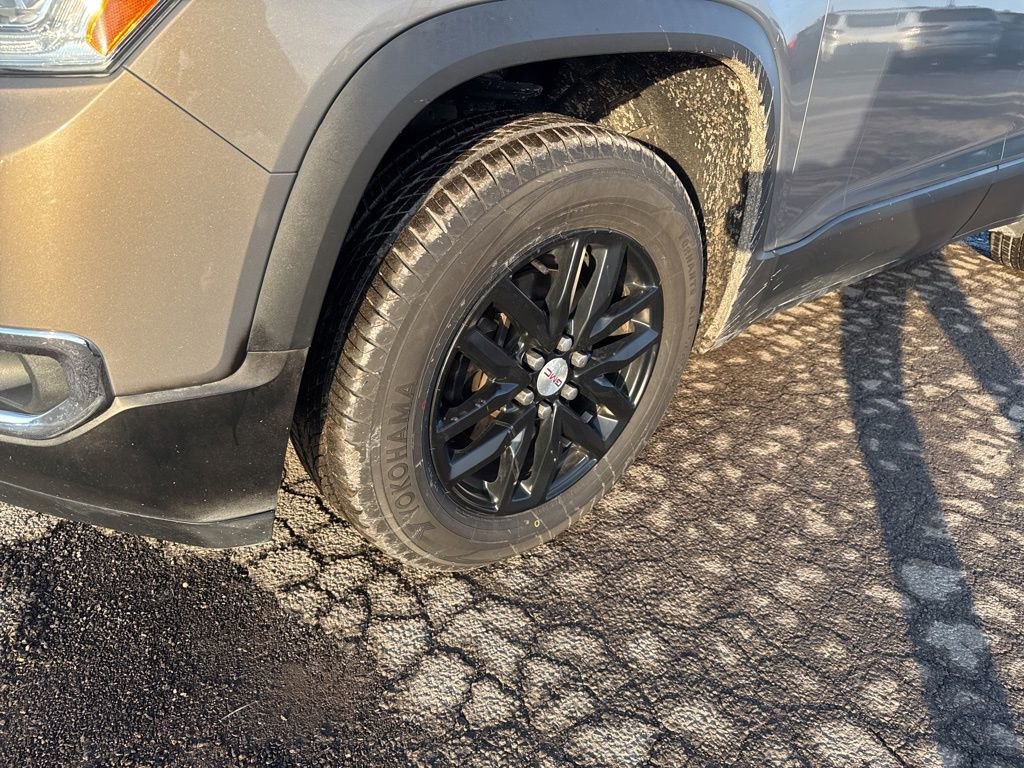 Used 2019 GMC Acadia SLT image 23