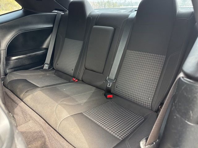 Used 2018 Dodge Challenger SXT image 12