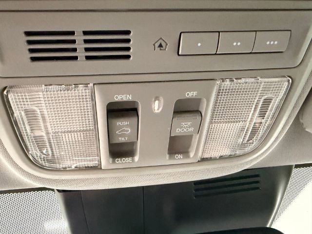 Used 2017 Honda CR-V EX-L image 31