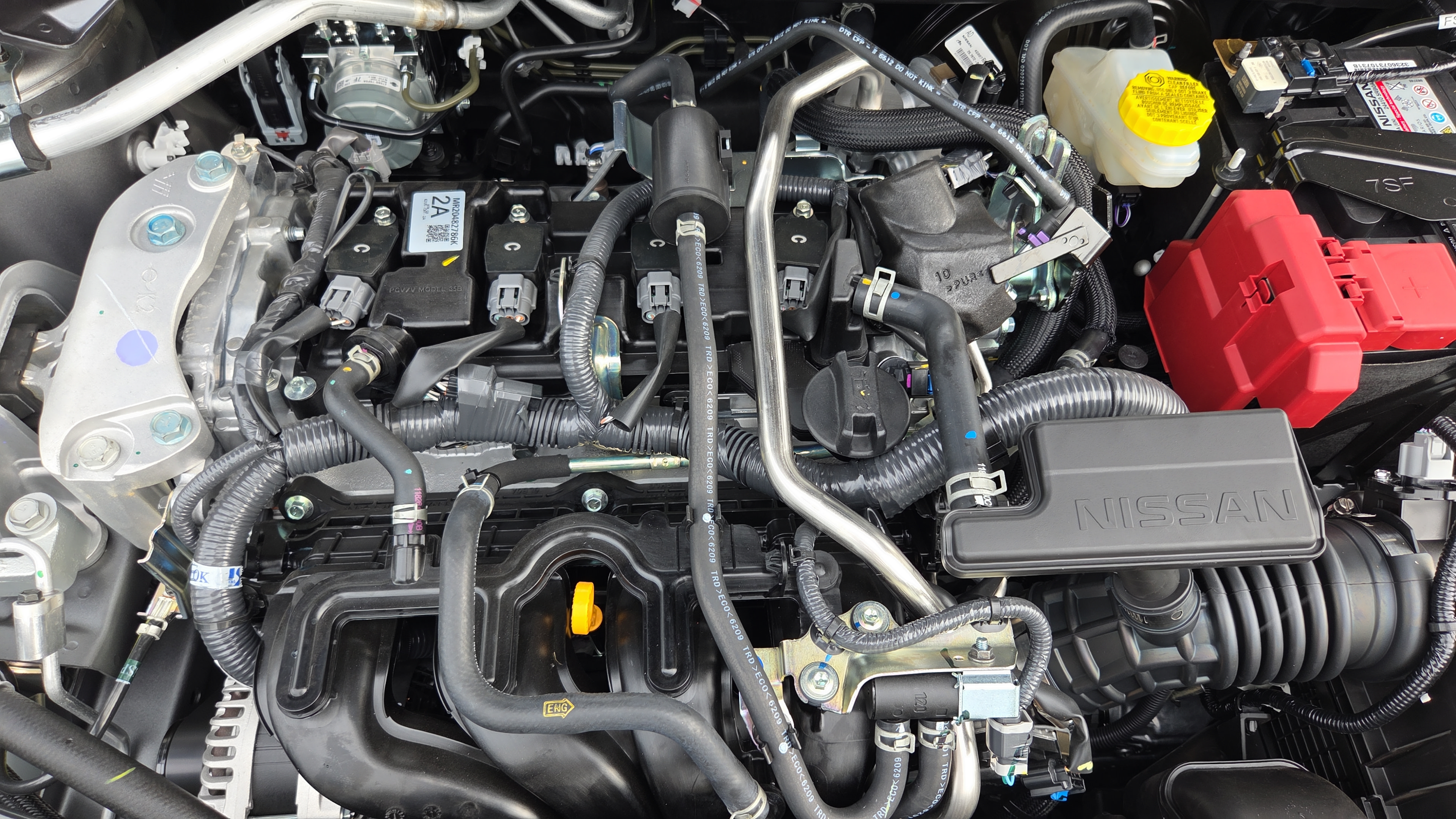 New 2027 Nissan Sentra SR w/ SR All Weather Package FWD image 18