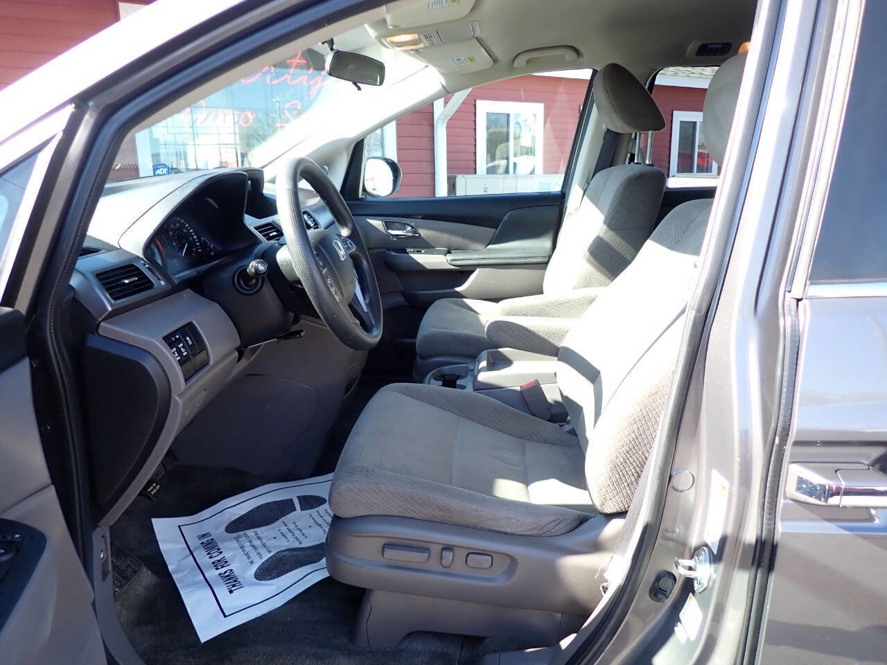 Used 2014 Honda Odyssey EX image 8