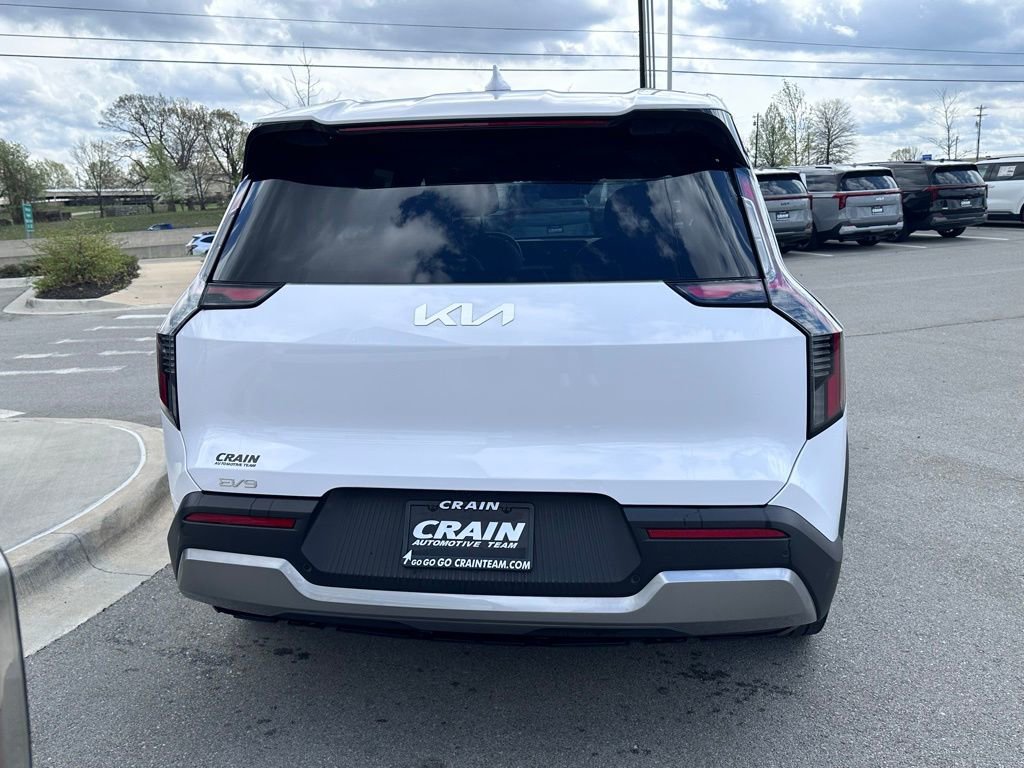 New 2026 Kia EV9 Light RWD image 6
