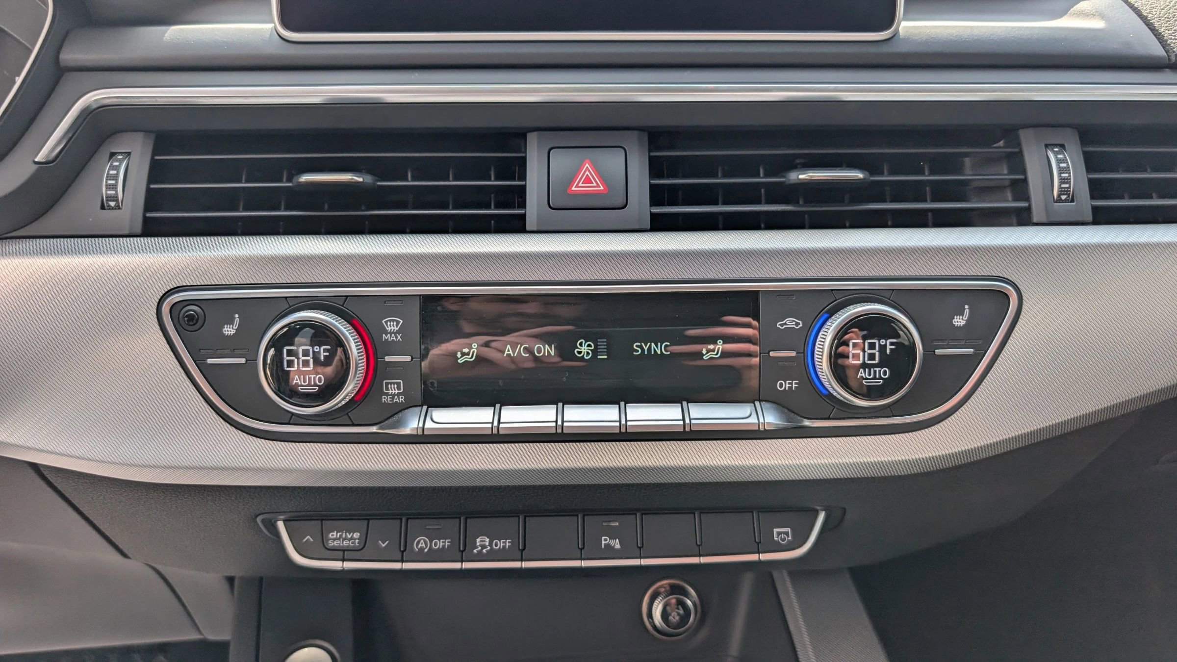 Used 2017 Audi A4 2.0T Premium Plus w/ Premium Plus Package AWD/4WD image 15