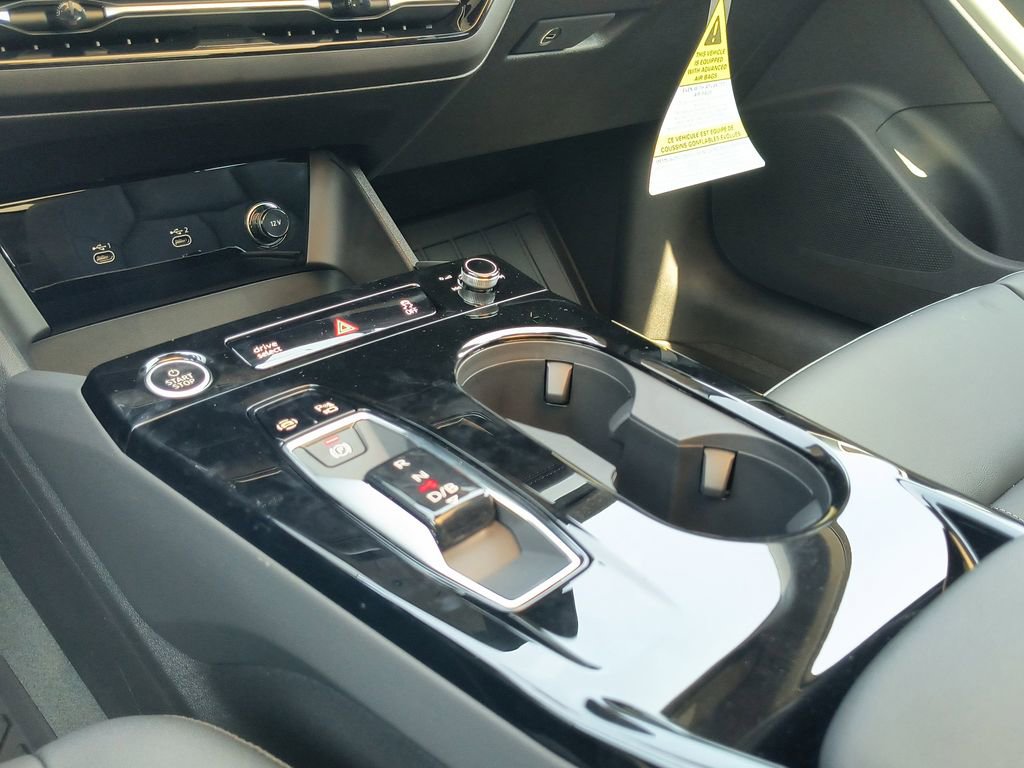 New 2025 Audi A6 e-tron Premium AWD/4WD image 10