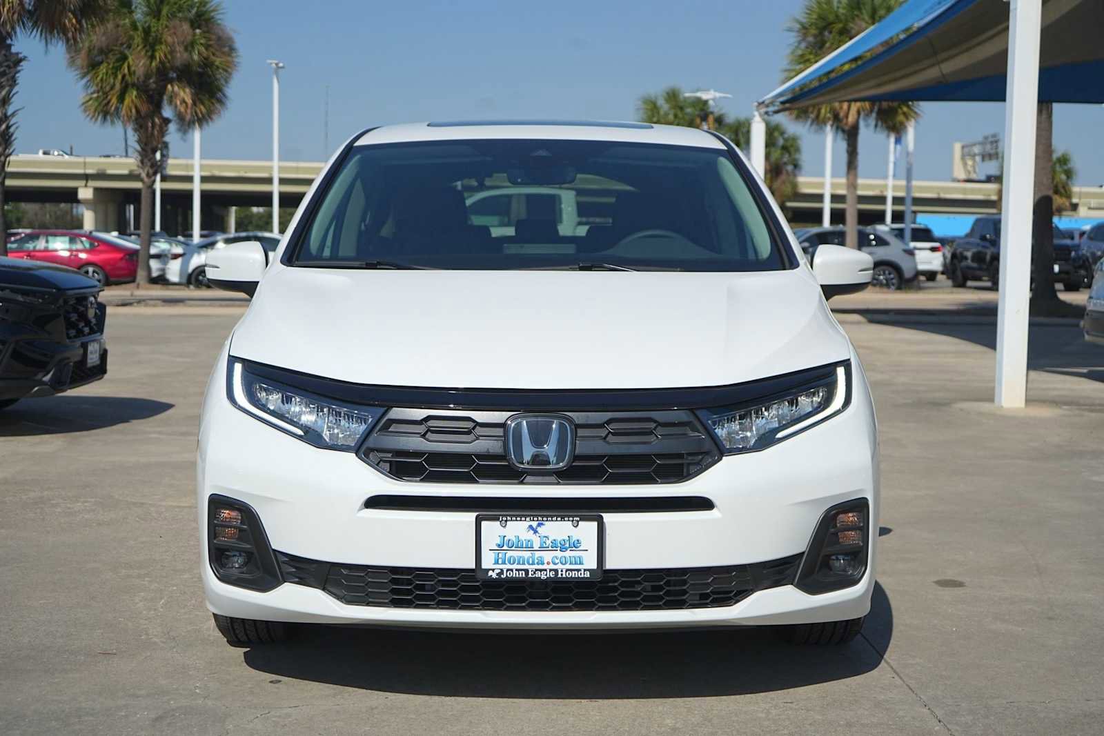 Certified 2026 Honda Odyssey EX-L image 6