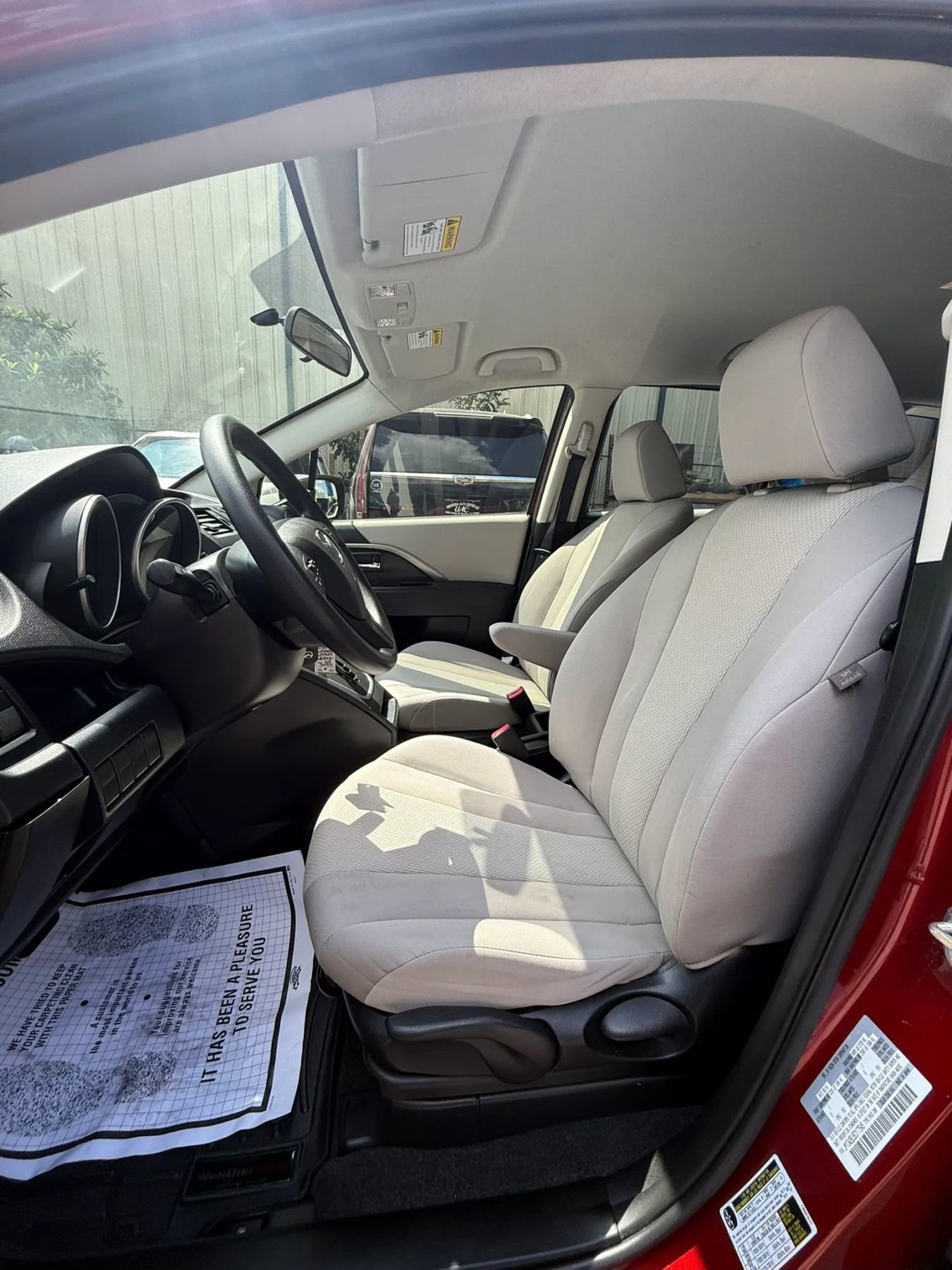 Used 2014 MAZDA MAZDA5 Sport image 13