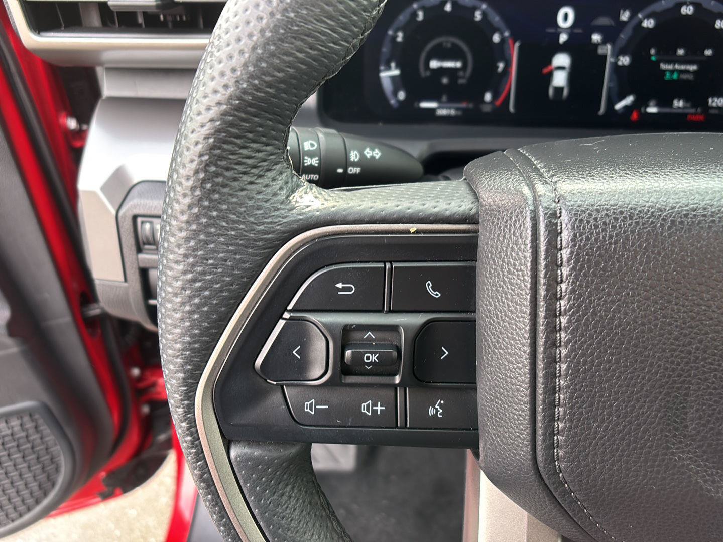 Used 2024 Toyota Tacoma TRD Off-Road w/ TRD Off Road Premium Package AWD/4WD image 27