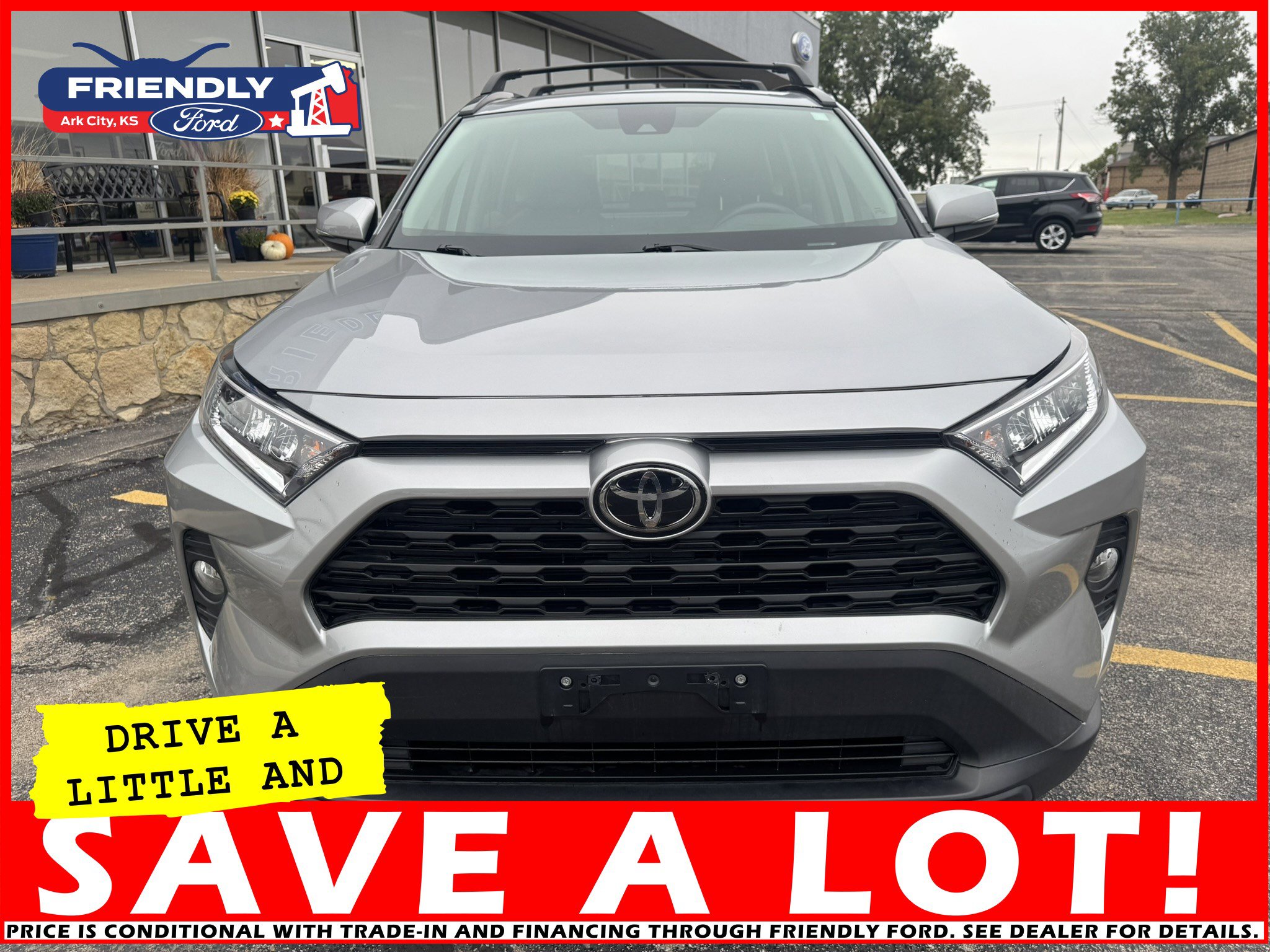 Used 2020 Toyota RAV4 XLE Premium image 12