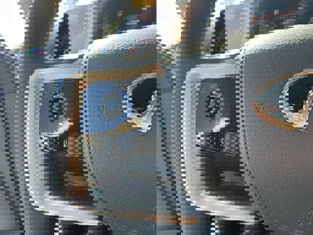 Used 2025 INFINITI QX80 Luxe image 9