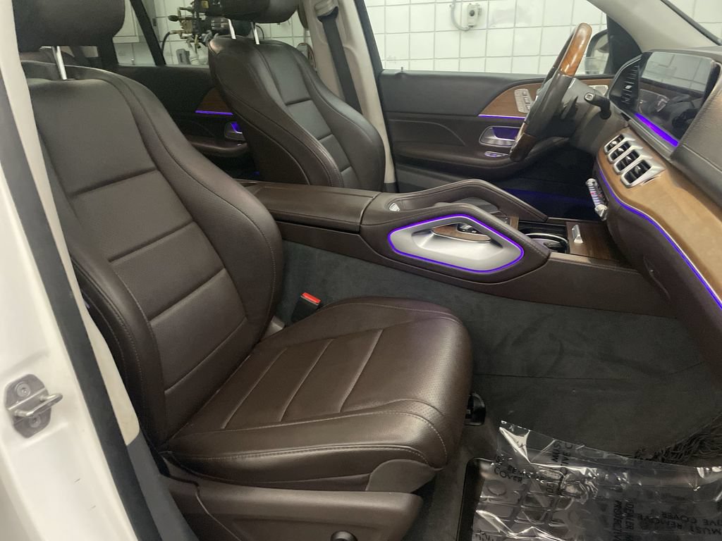 Used 2020 Mercedes-Benz GLS 450 4MATIC image 23