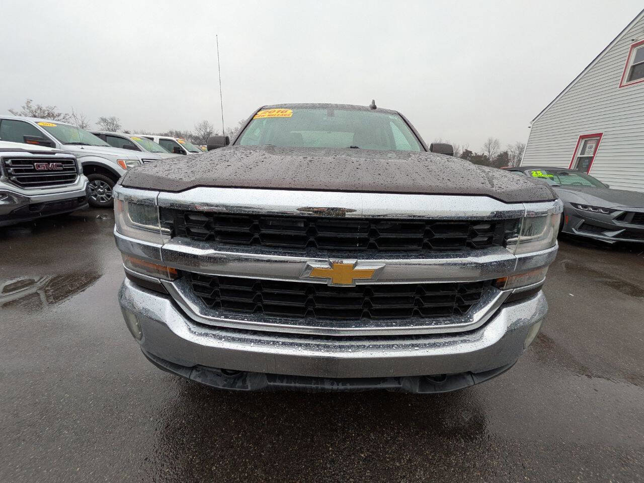 Used 2016 Chevrolet Silverado 1500 LT w/ All Star Edition image 4