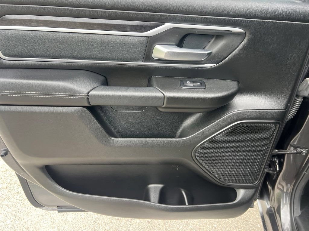 Used 2022 RAM 1500 Big Horn AWD/4WD image 37