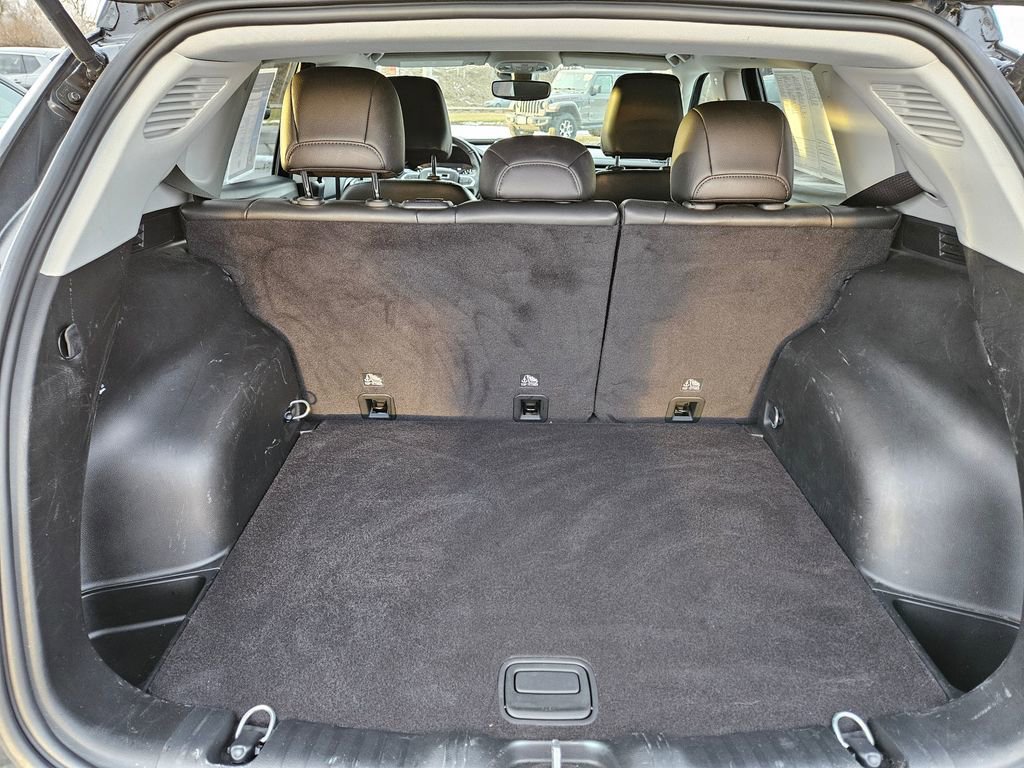 Used 2022 Jeep Compass Limited image 28