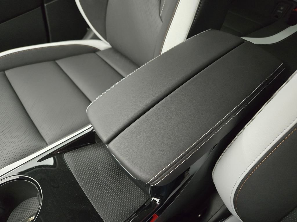 New 2025 Buick Envision Sport Touring image 31