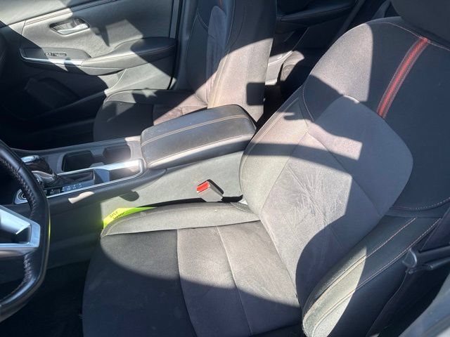 Used 2025 Nissan Sentra SR FWD image 24
