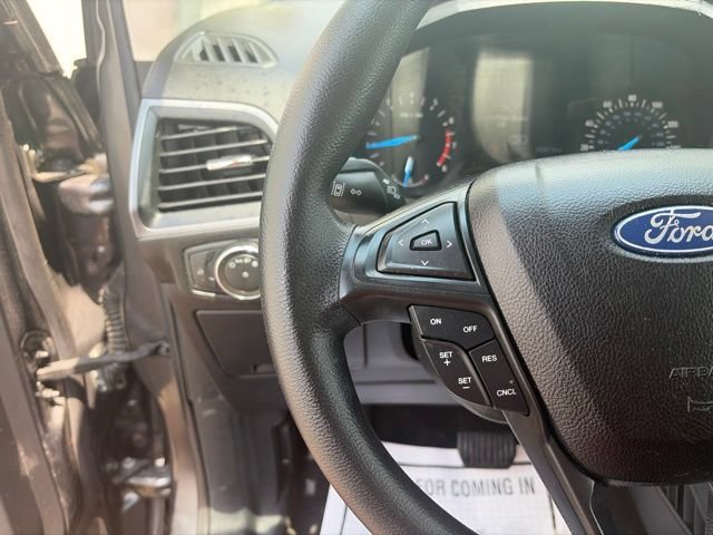 Used 2020 Ford Edge SE FWD image 15