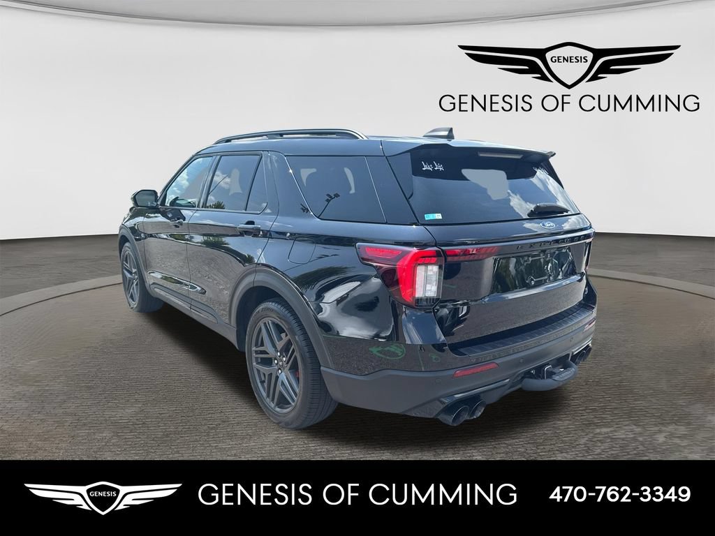 Used 2025 Ford Explorer ST AWD/4WD image 5