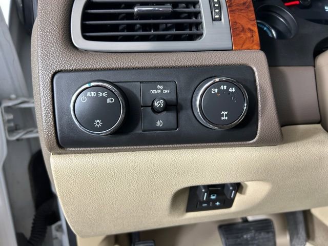 Used 2013 GMC Sierra 2500 SLT w/ SLT Convenience Package image 17