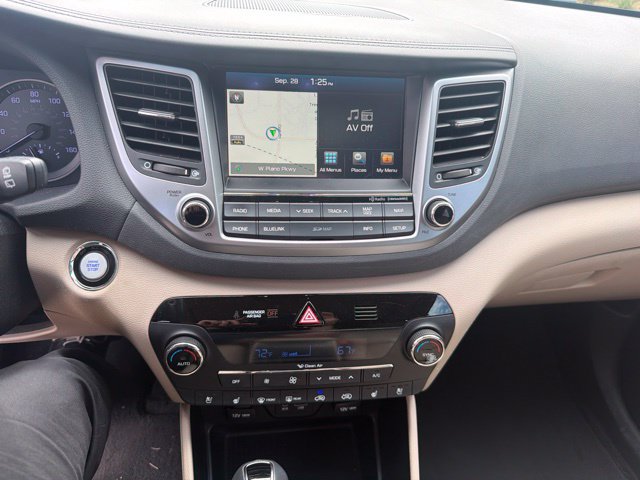 Used 2016 Hyundai Tucson Limited w/ Option Group 03 FWD image 7