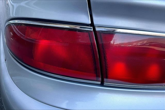 Used 2004 Buick Century Custom FWD image 28