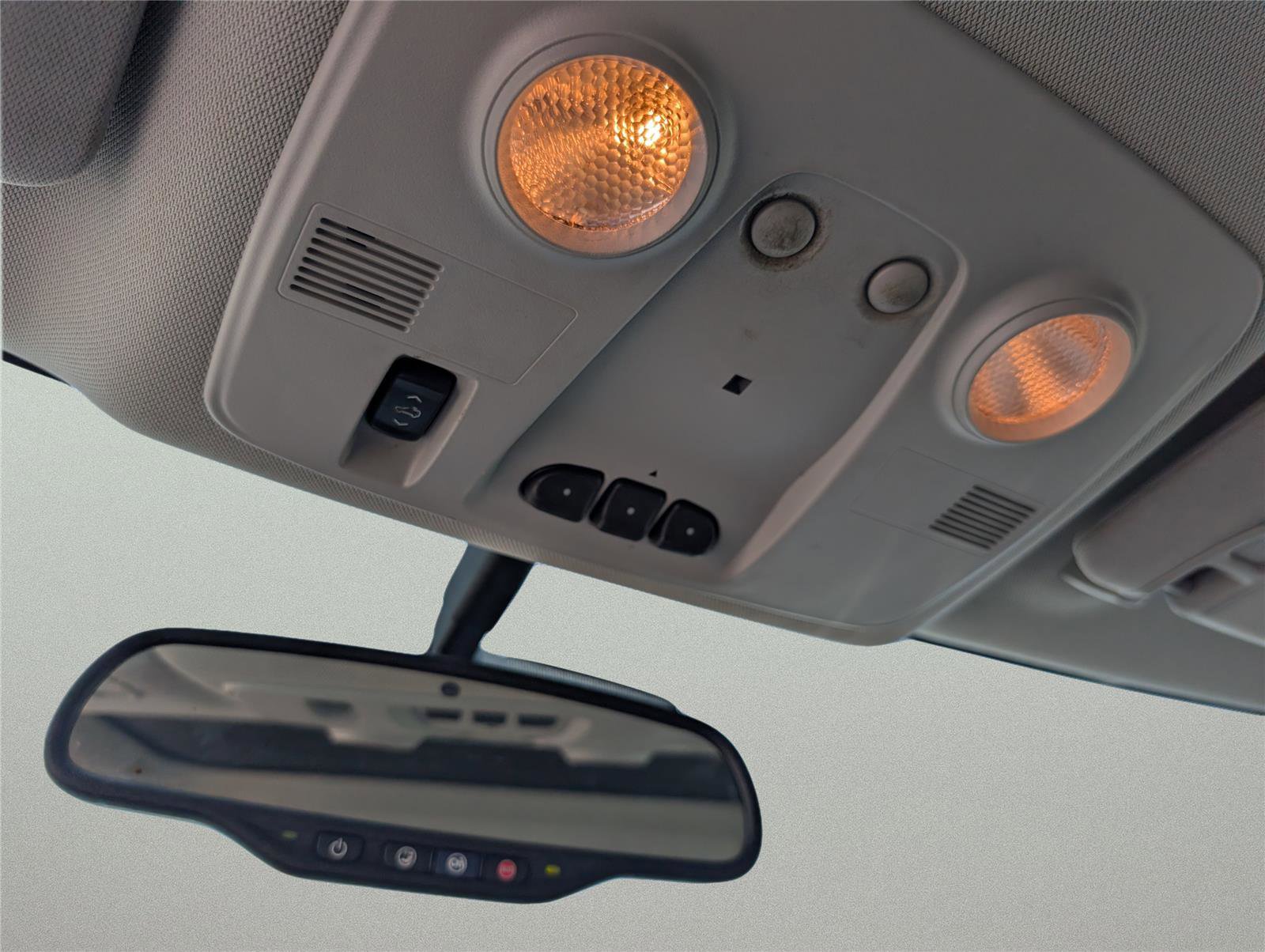 Used 2017 Chevrolet Traverse Premier image 19