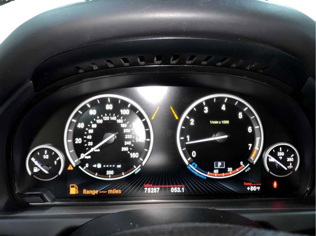 Used 2015 BMW X5 xDrive50i AWD/4WD image 32