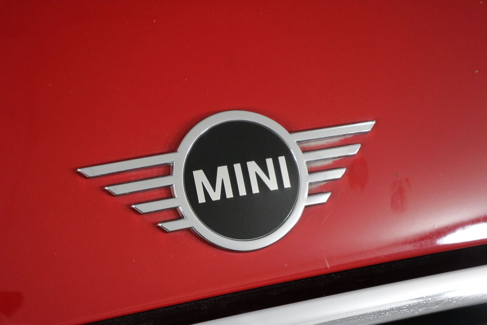 Used 2021 MINI Cooper 2-Door Hardtop image 25