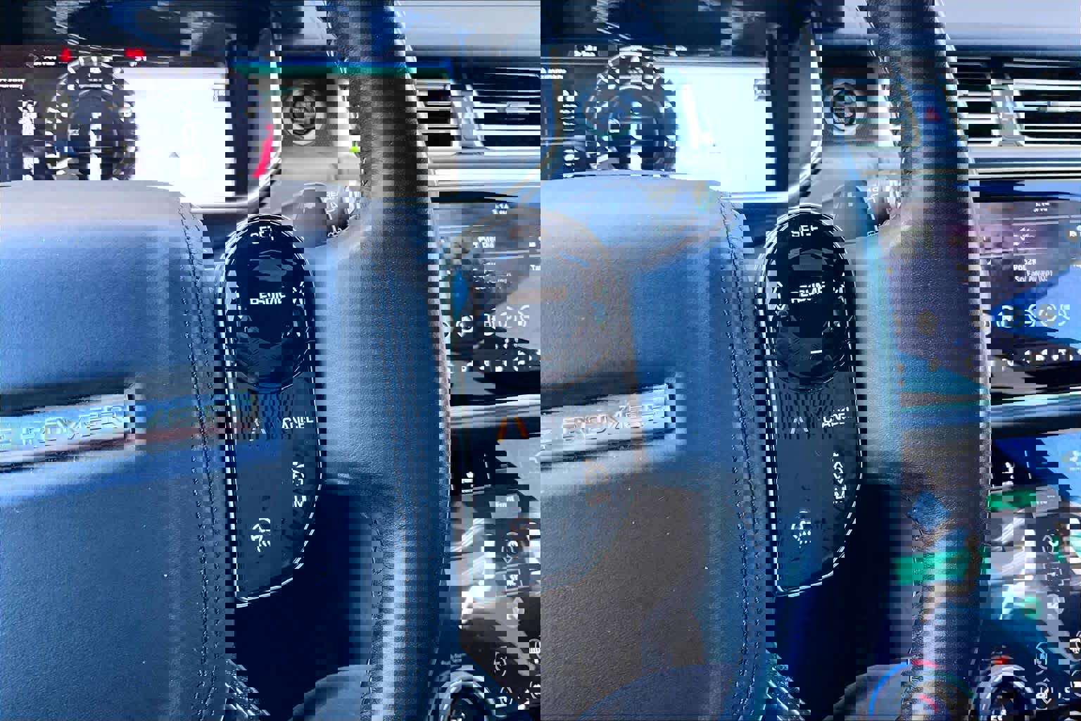 Used 2021 Land Rover Range Rover Westminster Edition image 24