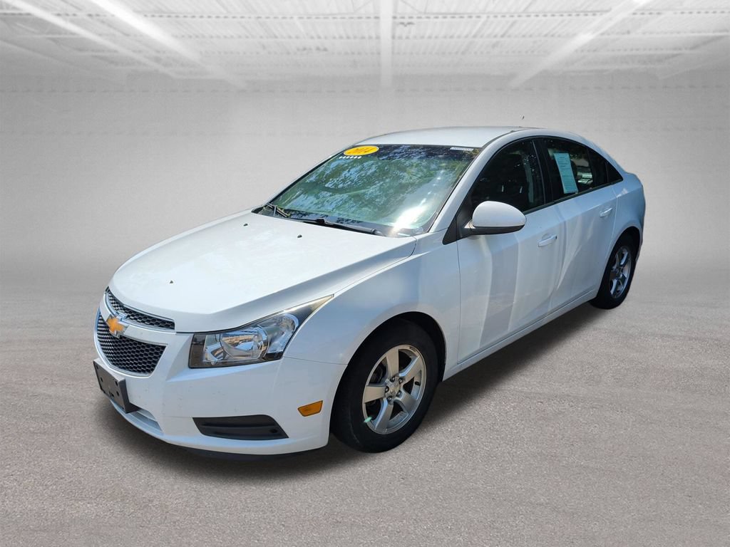 Used 2014 Chevrolet Cruze LT FWD image 3