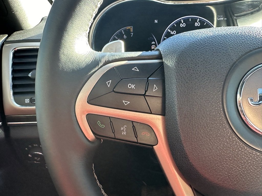 Used 2017 Jeep Grand Cherokee Overland image 25