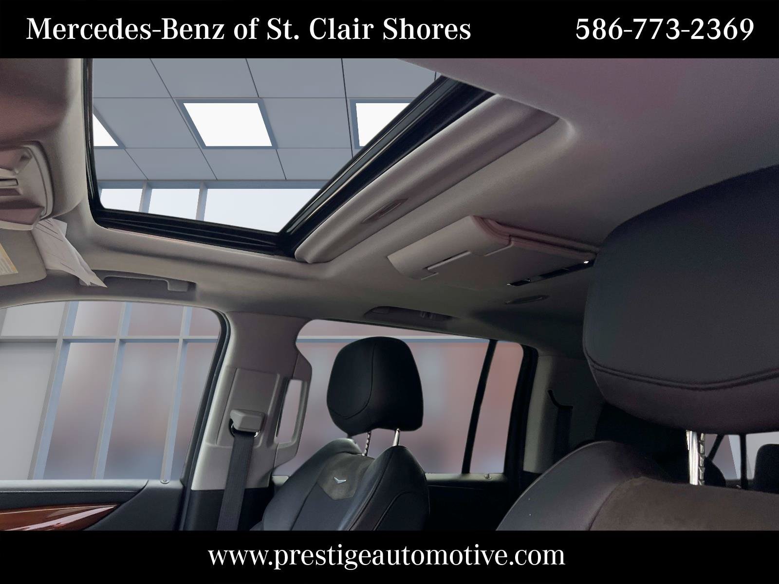 Used 2020 Cadillac Escalade ESV Luxury AWD/4WD image 26