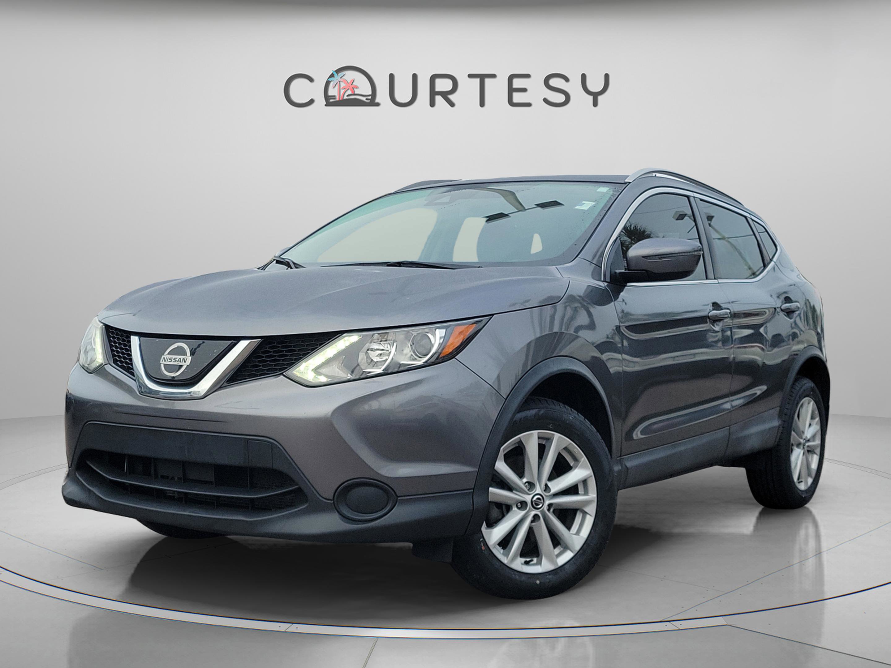 Used 2019 Nissan Rogue Sport SV image 1
