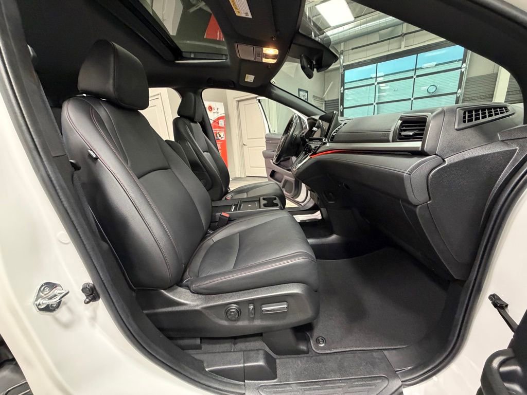 Used 2025 Honda Odyssey Sport-L image 46
