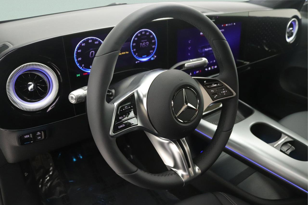 New 2026 Mercedes-Benz CLA 250+ image 4