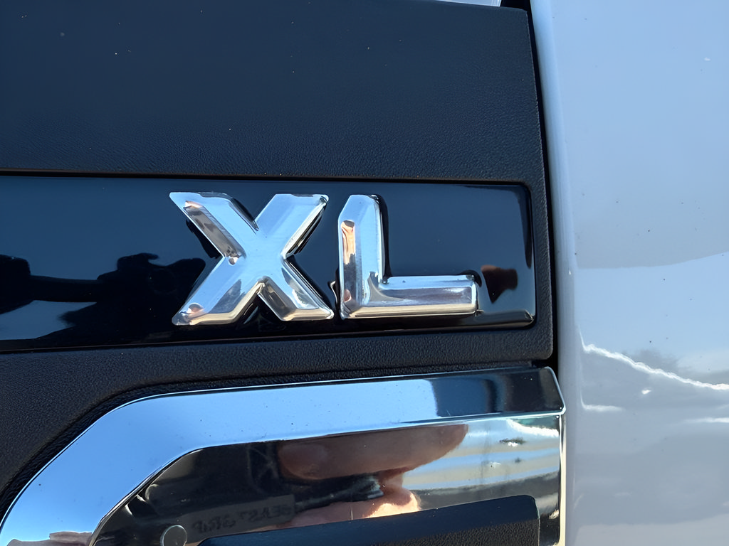 New 2026 Ford F350 XL w/ FX4 Off-Road Package AWD/4WD image 18