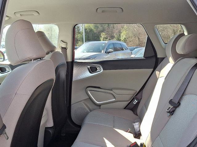New 2025 Kia Soul LX image 7