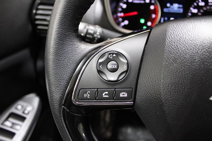 Used 2024 Mitsubishi Eclipse Cross SE image 36