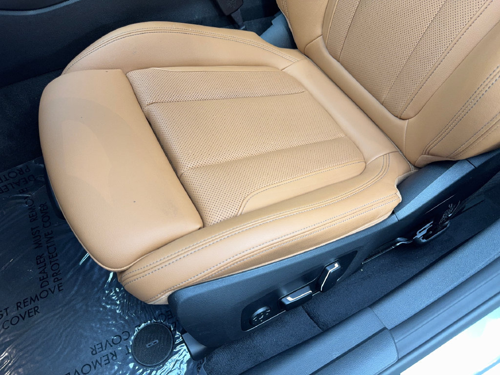 Used 2025 BMW i4 eDrive40 w/ Premium Package RWD image 30