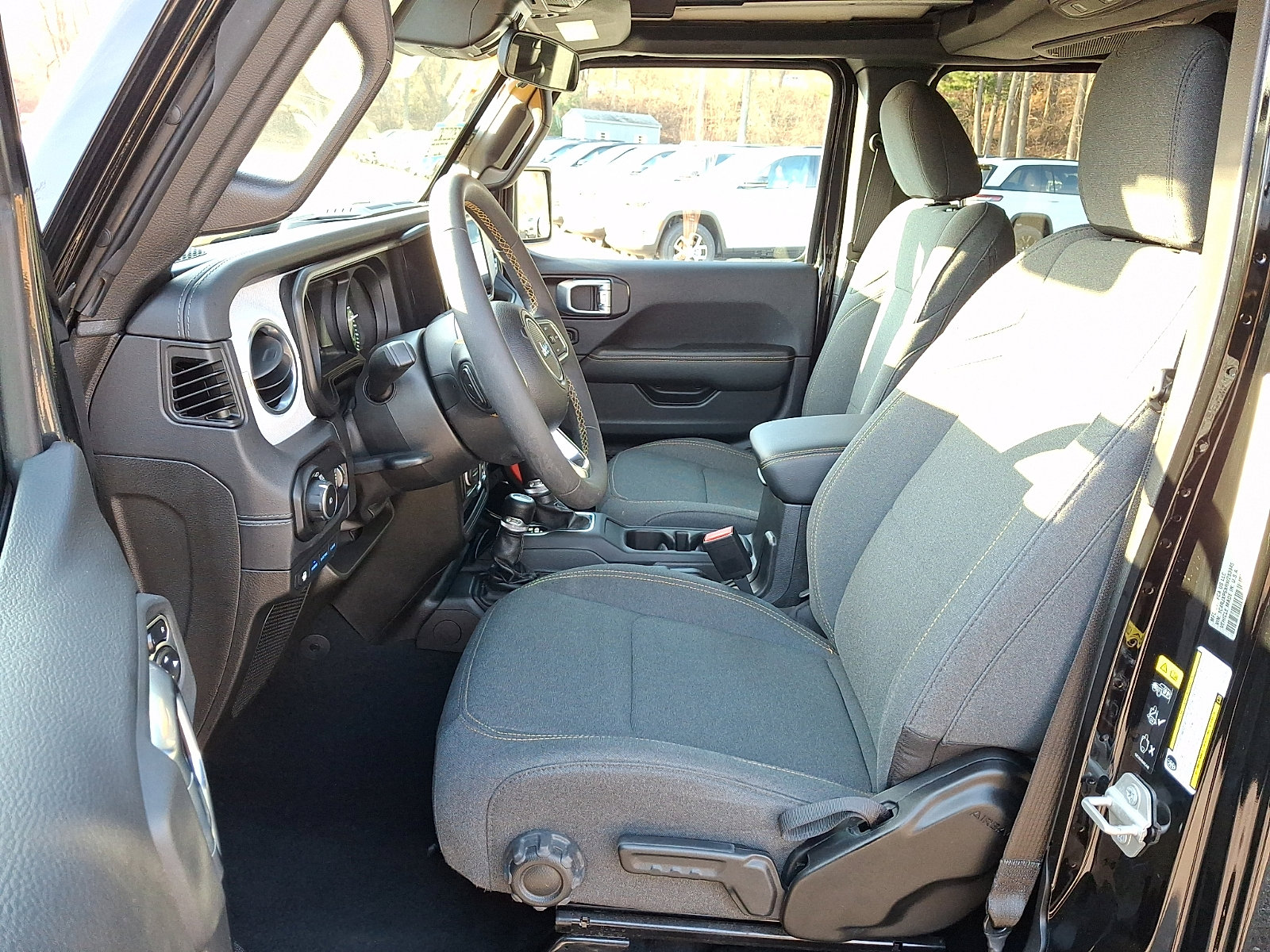 Used 2024 Jeep Wrangler Sahara w/ Safety Group image 14