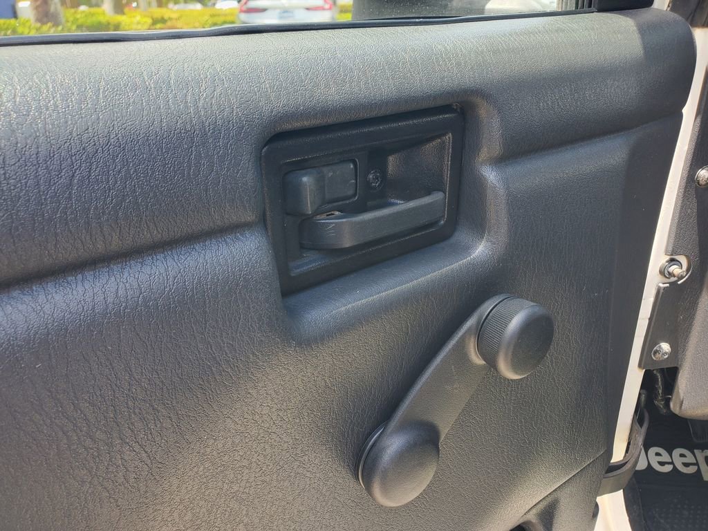 Used 2006 Jeep Wrangler Sport AWD/4WD image 12