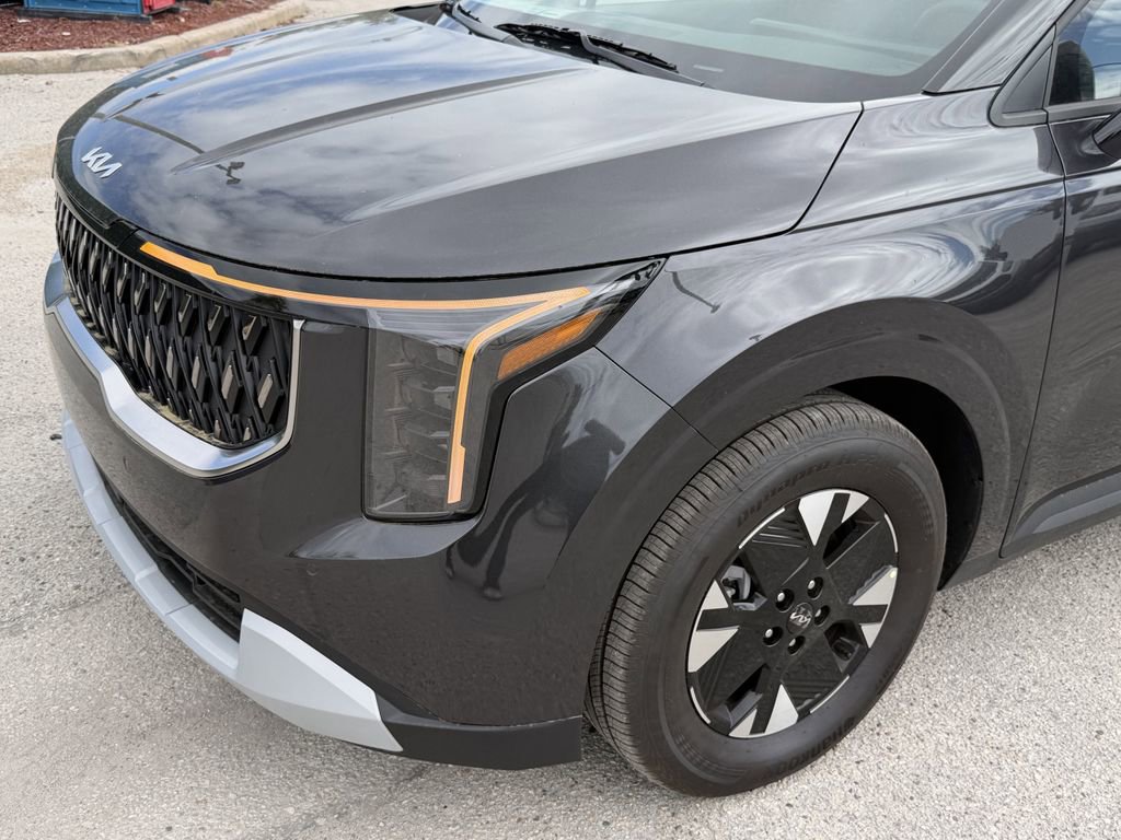 New 2026 Kia Carnival LXS image 7