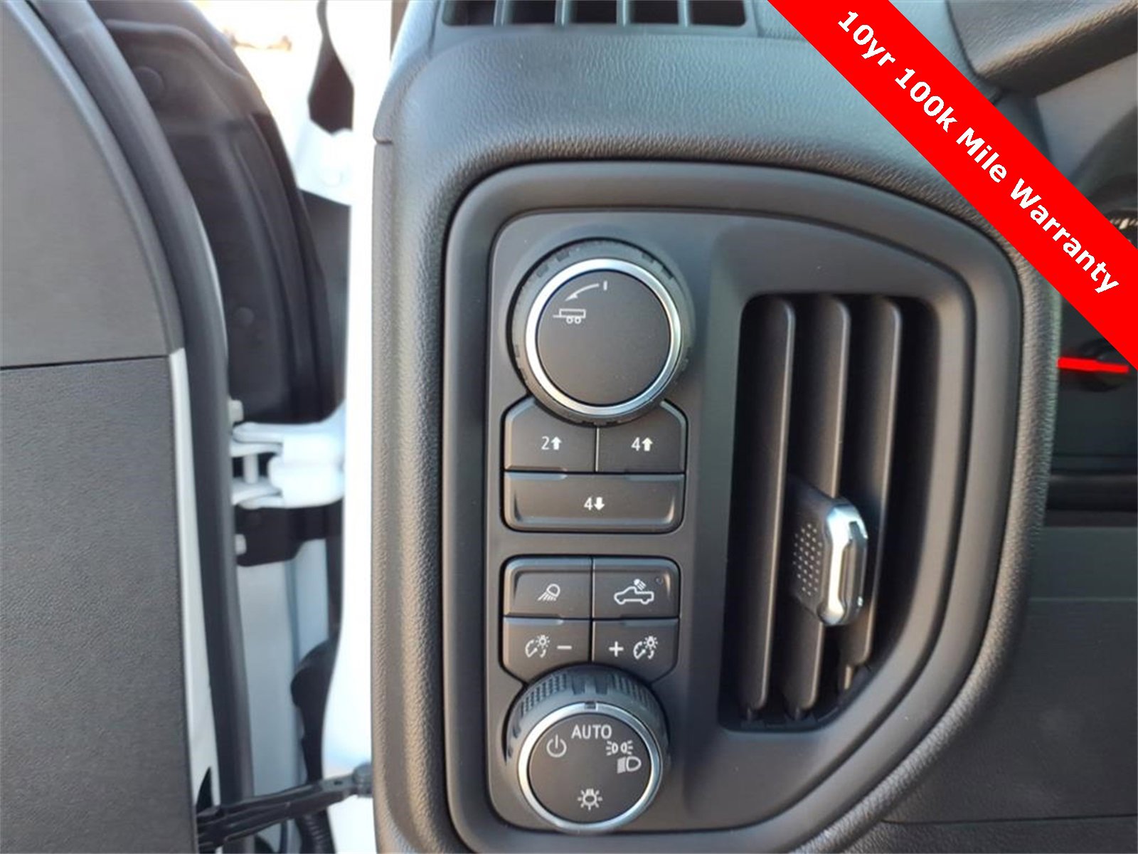 New 2026 Chevrolet Silverado 2500 Custom w/ Custom Value Package image 27