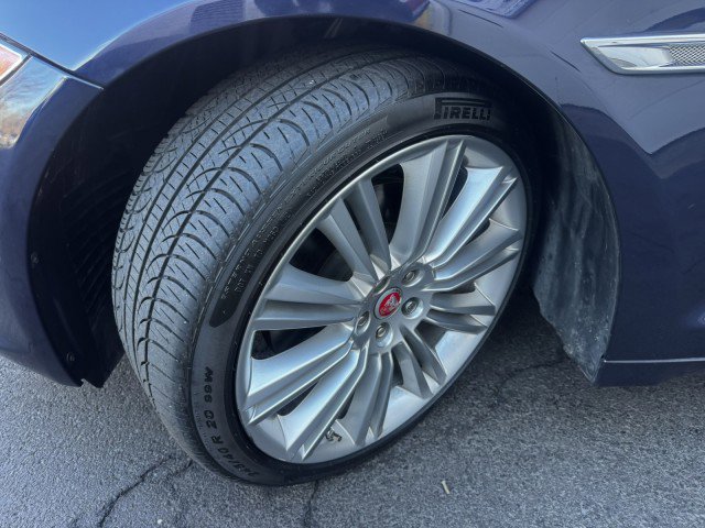 Used 2015 Jaguar XJ L Portfolio image 36